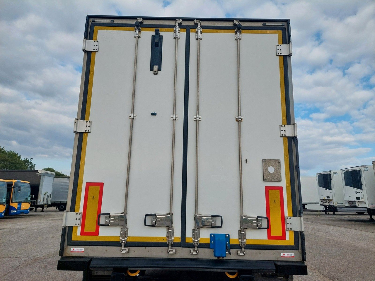 Krone SD Thermo King SLXi 300 - Polprikolica hladilnik: slika 5 Krone SD Thermo King SLXi 300 - Polprikolica hladilnik: slika 5