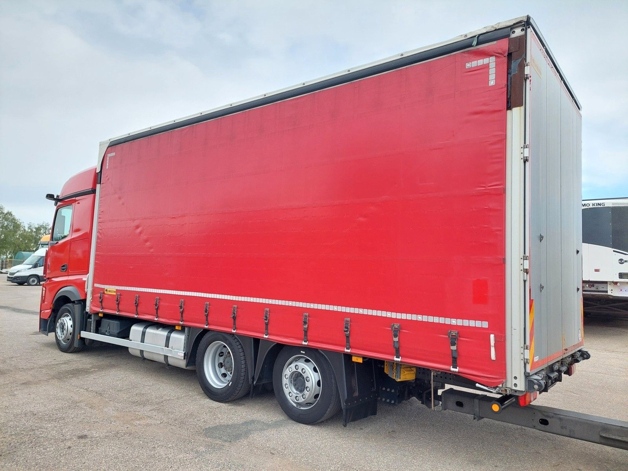 Tovornjak s ponjavo Mercedes-Benz Actros 2545 L/NR 6x2 + Wielton PC2K Durchbar: slika 6