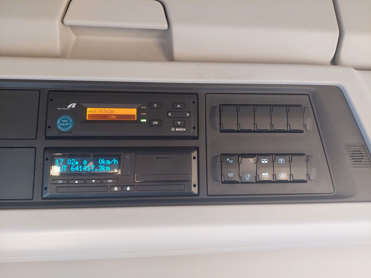 Vlačilec Ford F-Max 1850 LL: slika 45 Vlačilec Ford F-Max 1850 LL: slika 45