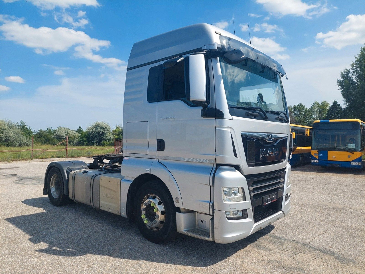 MAN TGX 18.500 4X2 BLS Kipphydraulik TOP AUsstattung - Vlačilec: slika 2 MAN TGX 18.500 4X2 BLS Kipphydraulik TOP AUsstattung - Vlačilec: slika 2