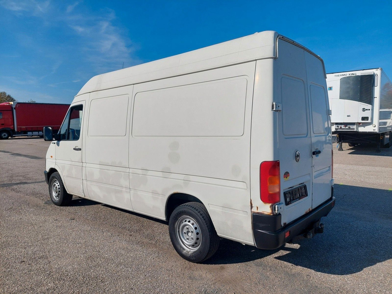 Volkswagen LT Kasten-Kombi 35 L2H2 Hochraum - Dostavno vozilo z zabojnikom: slika 3 Volkswagen LT Kasten-Kombi 35 L2H2 Hochraum - Dostavno vozilo z zabojnikom: slika 3