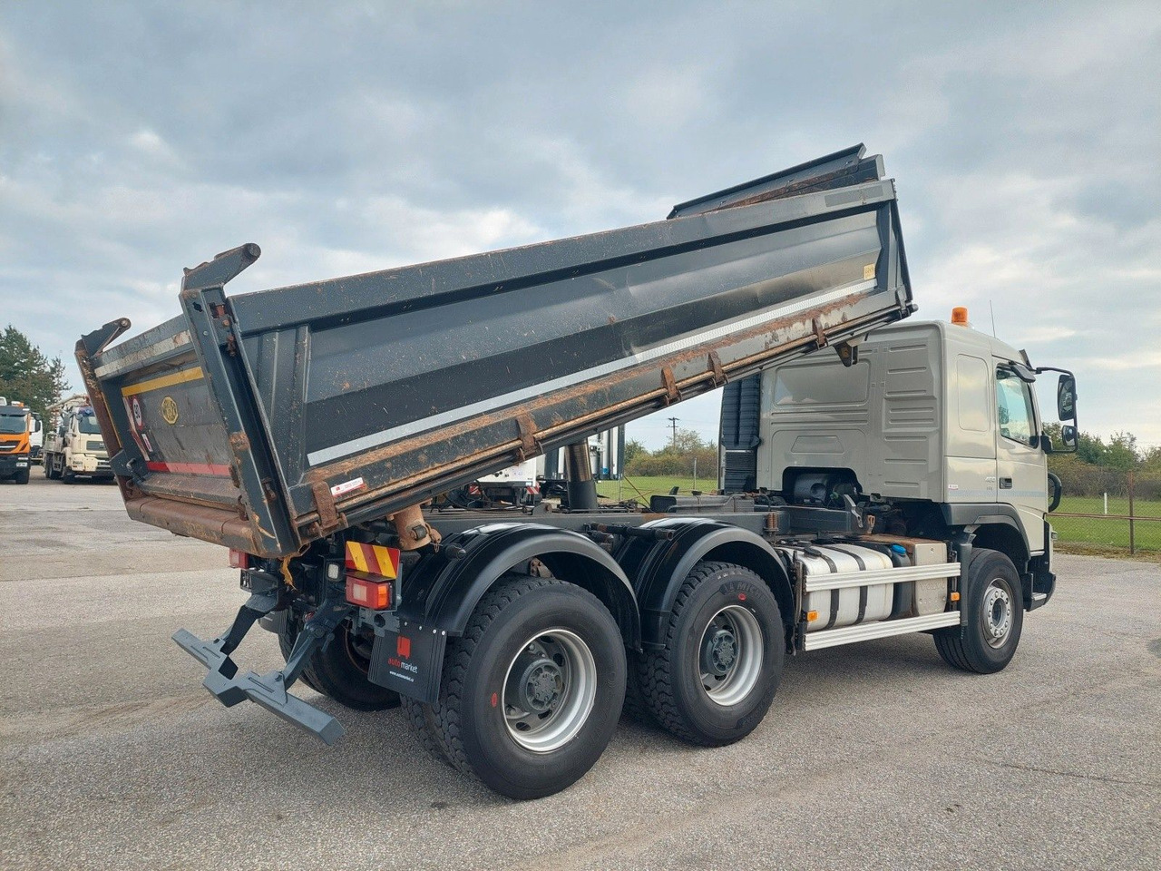 Volvo FMX 460 Meiller Bordmatik 6x4 - Tovornjak prekucnik: slika 4 Volvo FMX 460 Meiller Bordmatik 6x4 - Tovornjak prekucnik: slika 4