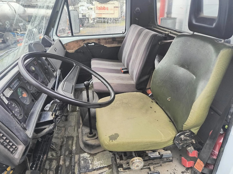 Tovornjak z dvigalom MAN 8.136 4X4 - QUARRY TRUCK - CRANE PM - ONLY 82730 KM: slika 14 Tovornjak z dvigalom MAN 8.136 4X4 - QUARRY TRUCK - CRANE PM - ONLY 82730 KM: slika 14