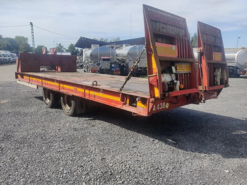 MOL 2 AXLES TIPPING TRAILER WITH RAMPS - Nizko noseča prikolica: slika 5 MOL 2 AXLES TIPPING TRAILER WITH RAMPS - Nizko noseča prikolica: slika 5