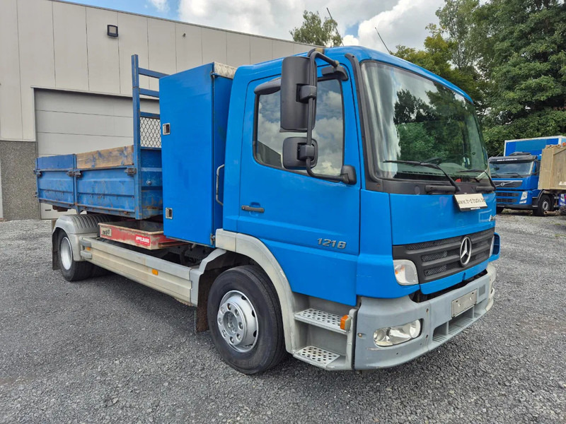 Mercedes-Benz Atego 1218 HOOK SYSTEM + CONTAINER INCLUDED (!) - Kotalni prekucni tovornjak: slika 3 Mercedes-Benz Atego 1218 HOOK SYSTEM + CONTAINER INCLUDED (!) - Kotalni prekucni tovornjak: slika 3