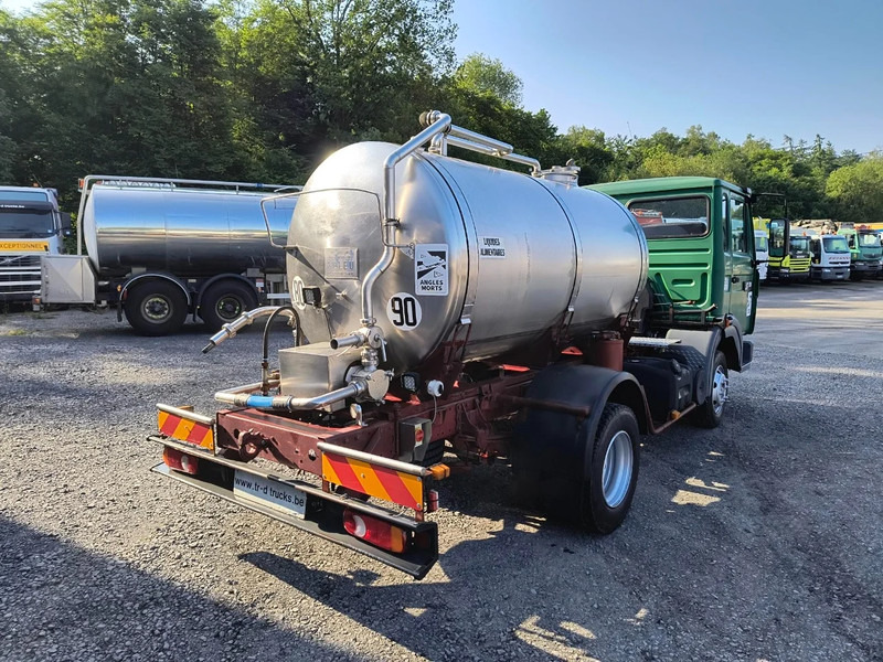 Renault Midliner S135 - ONLY 54 400KM - SMALL TANK 3680L INSULATED INOX - Tovornjak cisterna: slika 5 Renault Midliner S135 - ONLY 54 400KM - SMALL TANK 3680L INSULATED INOX - Tovornjak cisterna: slika 5