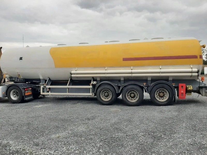 Stokota FUEL TANK 42000 L - 5 COMPARTMENTS - Polprikolica cisterna: slika 4 Stokota FUEL TANK 42000 L - 5 COMPARTMENTS - Polprikolica cisterna: slika 4