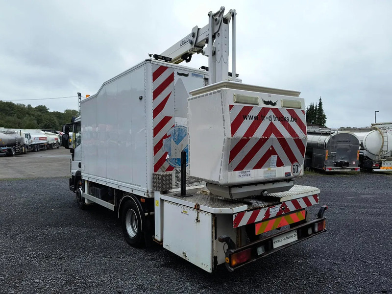 Tovornjak Iveco EuroCargo 120 120E18 + COMET 151TAL (15 m): slika 6 Tovornjak Iveco EuroCargo 120 120E18 + COMET 151TAL (15 m): slika 6