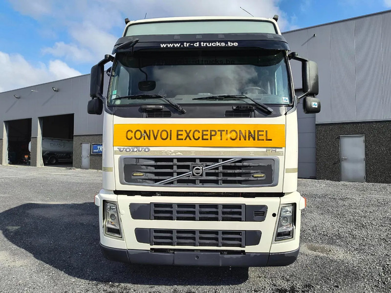 Volvo FH 13.520 6X2 - 90 TON - VOITH RETARDER - BIG AXLES - LIFTING AXLE - Vlačilec: slika 2 Volvo FH 13.520 6X2 - 90 TON - VOITH RETARDER - BIG AXLES - LIFTING AXLE - Vlačilec: slika 2