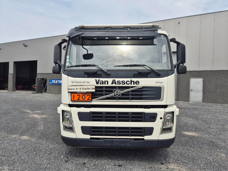Volvo FM 400 18000L FUEL/CARBURANT - 5 COMP - ADR VALID - MANUAL - Tovornjak cisterna: slika 2 Volvo FM 400 18000L FUEL/CARBURANT - 5 COMP - ADR VALID - MANUAL - Tovornjak cisterna: slika 2