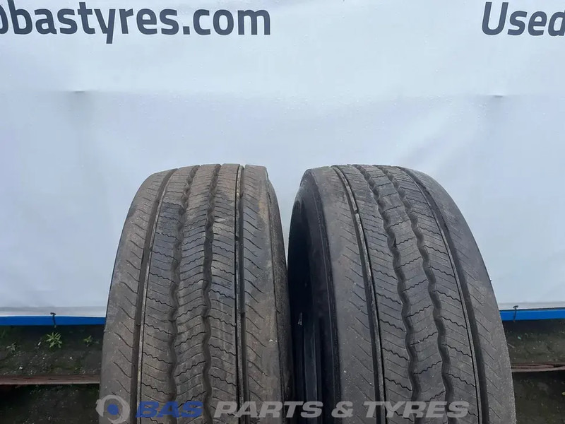 Continental Continental 315/70R22.5 Hybrid HS5 156/150 M+S 3PMSF gebruikte set - Guma za Tovornjak: slika 2 Continental Continental 315/70R22.5 Hybrid HS5 156/150 M+S 3PMSF gebruikte set - Guma za Tovornjak: slika 2