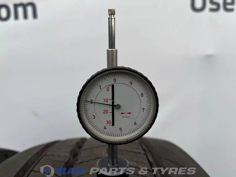 Continental Continental 315/70R22.5 Hybrid HS5 156/150 M+S 3PMSF gebruikte set - Guma za Tovornjak: slika 3 Continental Continental 315/70R22.5 Hybrid HS5 156/150 M+S 3PMSF gebruikte set - Guma za Tovornjak: slika 3