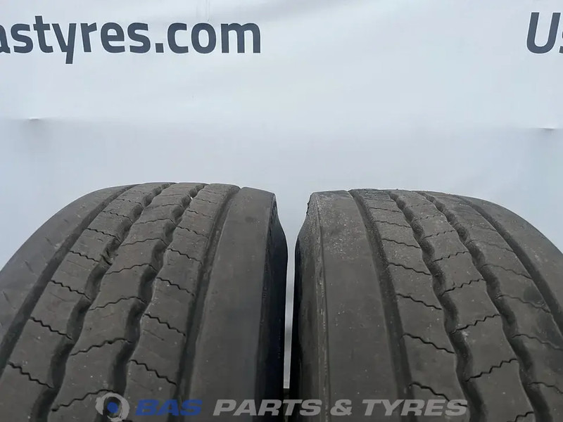 Continental Continental 315/80R22.5 Hybrid HS5 156/150 M+S 3PMSF gebruikte set - Guma za Tovornjak: slika 2 Continental Continental 315/80R22.5 Hybrid HS5 156/150 M+S 3PMSF gebruikte set - Guma za Tovornjak: slika 2