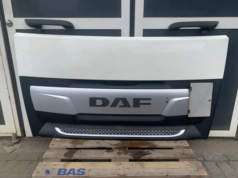 DAF XF106 - Rešetka za Tovornjak: slika 1 DAF XF106 - Rešetka za Tovornjak: slika 1