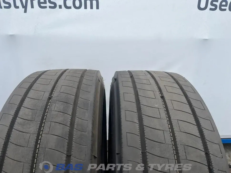 Firestone Firestone 315/70R22.5 FS424 EVO 156/150 M+S 3PMSF gebruikte set - Guma za Tovornjak: slika 2 Firestone Firestone 315/70R22.5 FS424 EVO 156/150 M+S 3PMSF gebruikte set - Guma za Tovornjak: slika 2