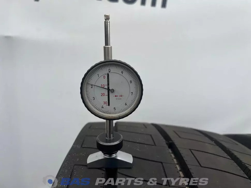 Firestone Firestone 315/70R22.5 FS424 EVO 156/150 M+S 3PMSF gebruikte set - Guma za Tovornjak: slika 3 Firestone Firestone 315/70R22.5 FS424 EVO 156/150 M+S 3PMSF gebruikte set - Guma za Tovornjak: slika 3