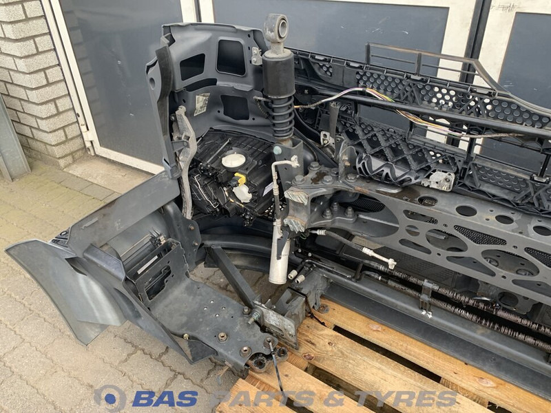 Mercedes-Benz Antos MP4 Bumper Mercedes A 960 310 23 22 - Odbijač za Tovornjak: slika 5 Mercedes-Benz Antos MP4 Bumper Mercedes A 960 310 23 22 - Odbijač za Tovornjak: slika 5