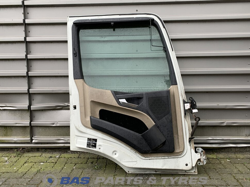 Mercedes-Benz Arocs Portier Links Mercedes A 960 720 25 03 - Vrata in deli za Tovornjak: slika 2 Mercedes-Benz Arocs Portier Links Mercedes A 960 720 25 03 - Vrata in deli za Tovornjak: slika 2