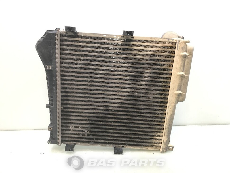 Renault Midlum Euro 4-5 - Vmesni hladilnik za Tovornjak: slika 2 Renault Midlum Euro 4-5 - Vmesni hladilnik za Tovornjak: slika 2
