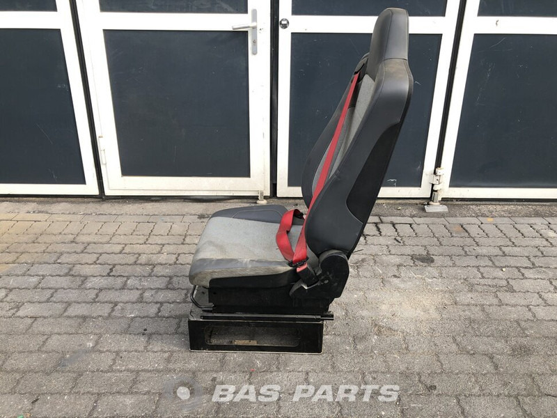 Renault T-Serie Bijrijdersstoel Renault 7482269090 - Sedež za Tovornjak: slika 2 Renault T-Serie Bijrijdersstoel Renault 7482269090 - Sedež za Tovornjak: slika 2