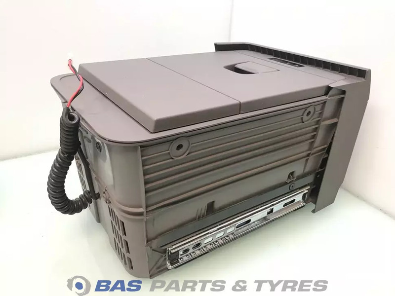 Scania R-Serie NextGen Koelkast Scania 17 Liter 2770785 - Rezervni deli za Tovornjak: slika 4 Scania R-Serie NextGen Koelkast Scania 17 Liter 2770785 - Rezervni deli za Tovornjak: slika 4