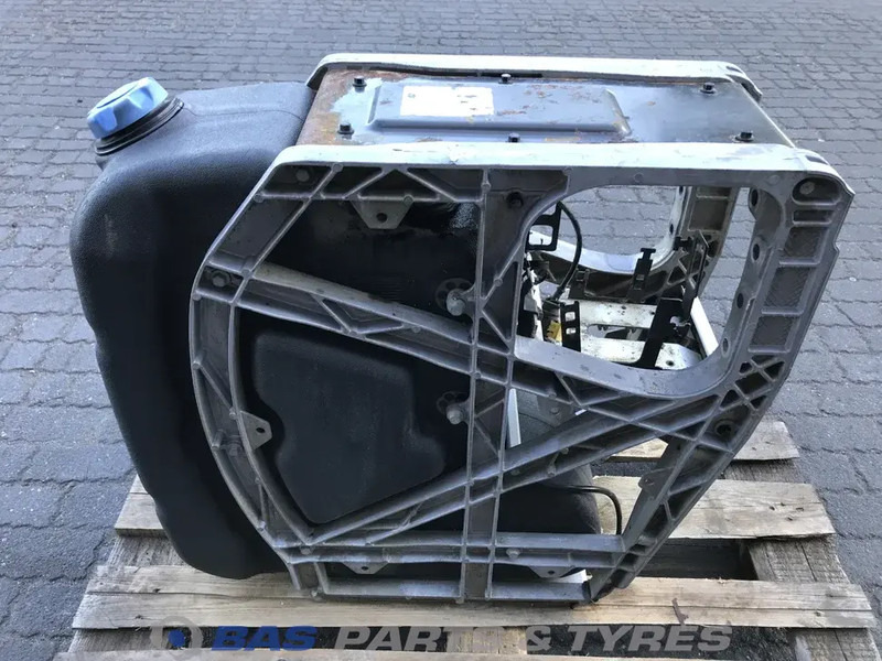 Volvo  - Rezervni deli za Tovornjak: slika 2 Volvo  - Rezervni deli za Tovornjak: slika 2