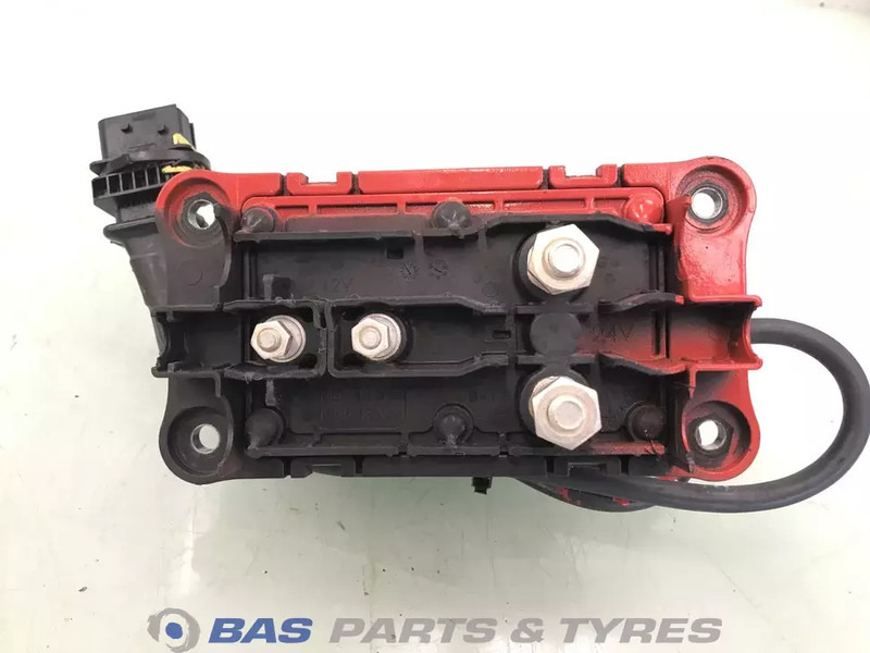 Scania HoofdSchakelaar Scania 2742010 - Kabli/ Žični kabel za Tovornjak: slika 2 Scania HoofdSchakelaar Scania 2742010 - Kabli/ Žični kabel za Tovornjak: slika 2