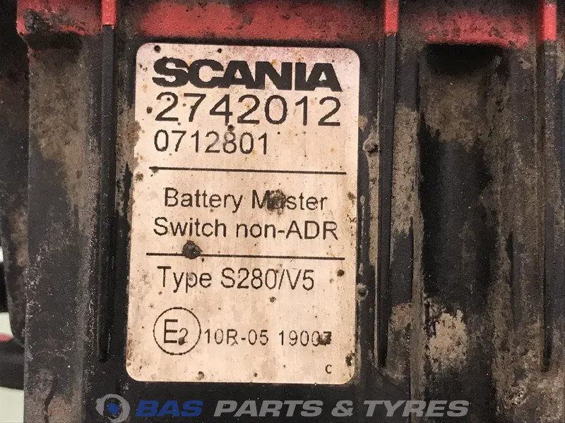 Scania HoofdSchakelaar Scania 2742010 - Kabli/ Žični kabel za Tovornjak: slika 3 Scania HoofdSchakelaar Scania 2742010 - Kabli/ Žični kabel za Tovornjak: slika 3