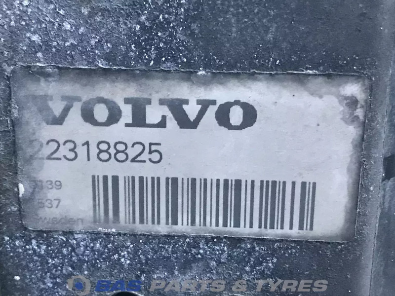 Volvo FH4 - Hladilnik motorja za Tovornjak: slika 3 Volvo FH4 - Hladilnik motorja za Tovornjak: slika 3