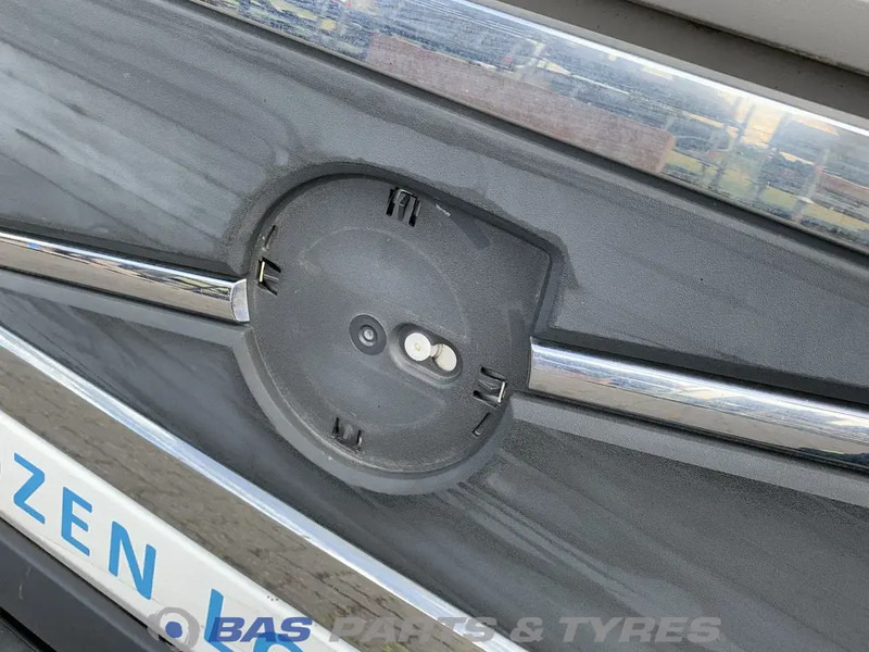 Volvo FH4 - Rešetka za Tovornjak: slika 3 Volvo FH4 - Rešetka za Tovornjak: slika 3