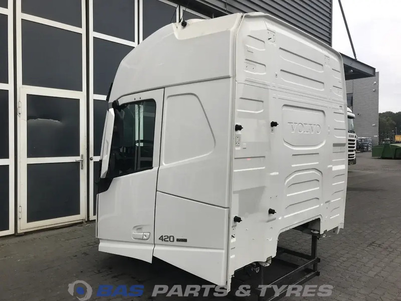 Volvo FH4 Volvo Globetrotter L2H2 82219166 - Kabina in notranjost za Tovornjak: slika 3 Volvo FH4 Volvo Globetrotter L2H2 82219166 - Kabina in notranjost za Tovornjak: slika 3