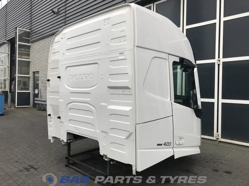 Volvo FH4 Volvo Globetrotter L2H2 82219166 - Kabina in notranjost za Tovornjak: slika 4 Volvo FH4 Volvo Globetrotter L2H2 82219166 - Kabina in notranjost za Tovornjak: slika 4