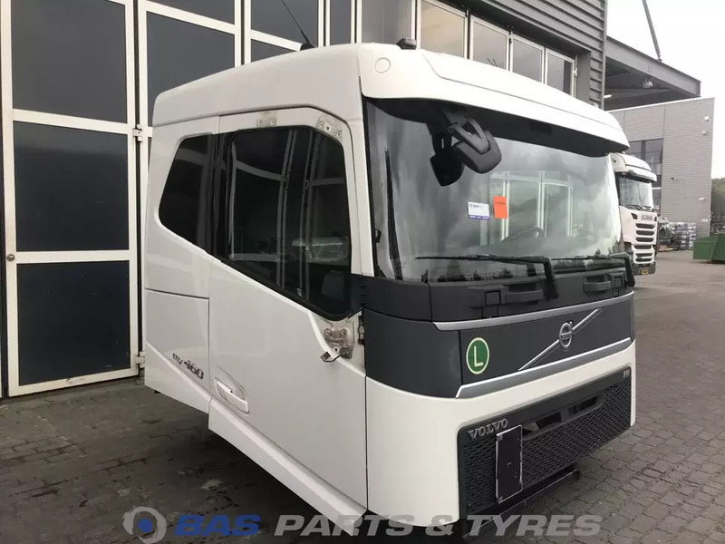 Volvo FH4 Volvo Sleeper Cab L2H1 82271553 - Kabina in notranjost za Tovornjak: slika 2 Volvo FH4 Volvo Sleeper Cab L2H1 82271553 - Kabina in notranjost za Tovornjak: slika 2