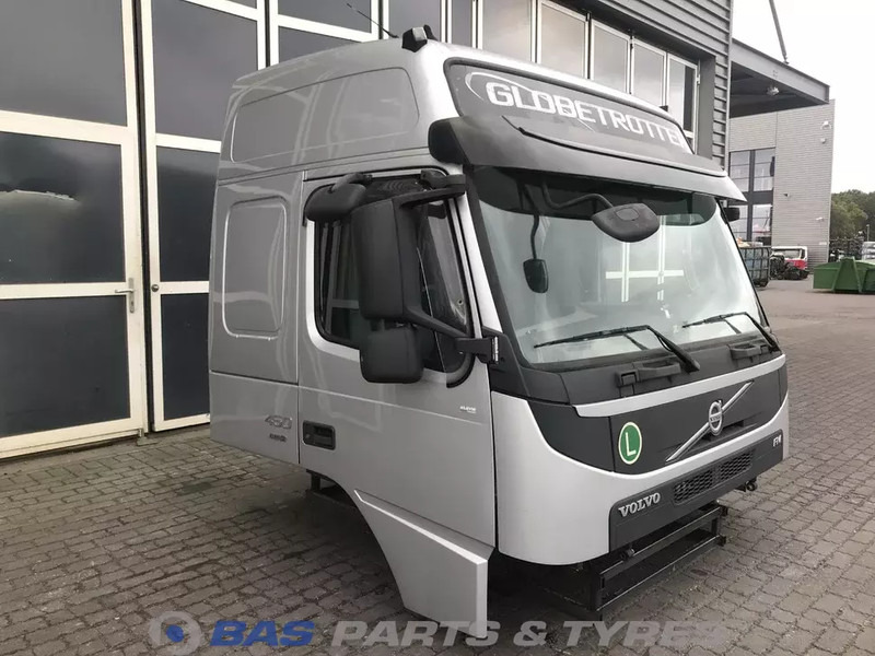 Volvo FM4 Volvo Globetrotter L2H2 3980267 - Kabina in notranjost za Tovornjak: slika 2 Volvo FM4 Volvo Globetrotter L2H2 3980267 - Kabina in notranjost za Tovornjak: slika 2