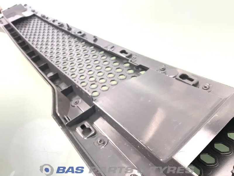 Volvo Grille Volvo 78602436 - Sistem za dovod zraka za Tovornjak: slika 4 Volvo Grille Volvo 78602436 - Sistem za dovod zraka za Tovornjak: slika 4