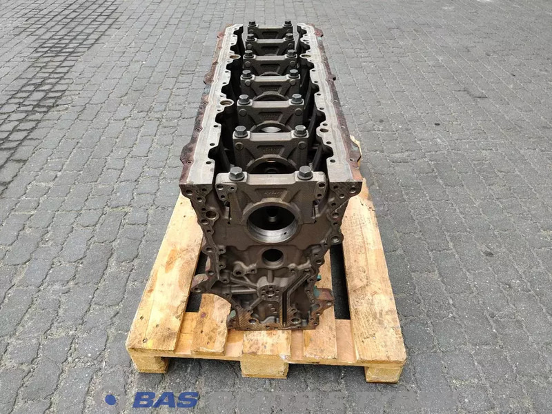 Volvo  - Motor in deli za Tovornjak: slika 4 Volvo  - Motor in deli za Tovornjak: slika 4