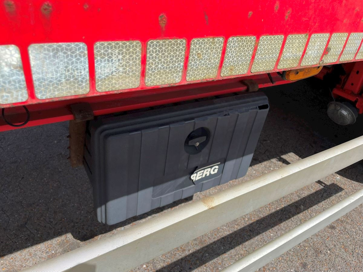 Kel-Berg S600 - Polprikolica s kesonom: slika 5 Kel-Berg S600 - Polprikolica s kesonom: slika 5