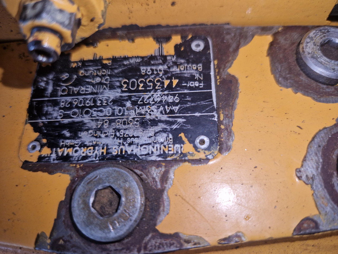 LIEBHERR A4VS6M51 9446727 - Hidravlična črpalka za Gradbeni stroj: slika 2 LIEBHERR A4VS6M51 9446727 - Hidravlična črpalka za Gradbeni stroj: slika 2