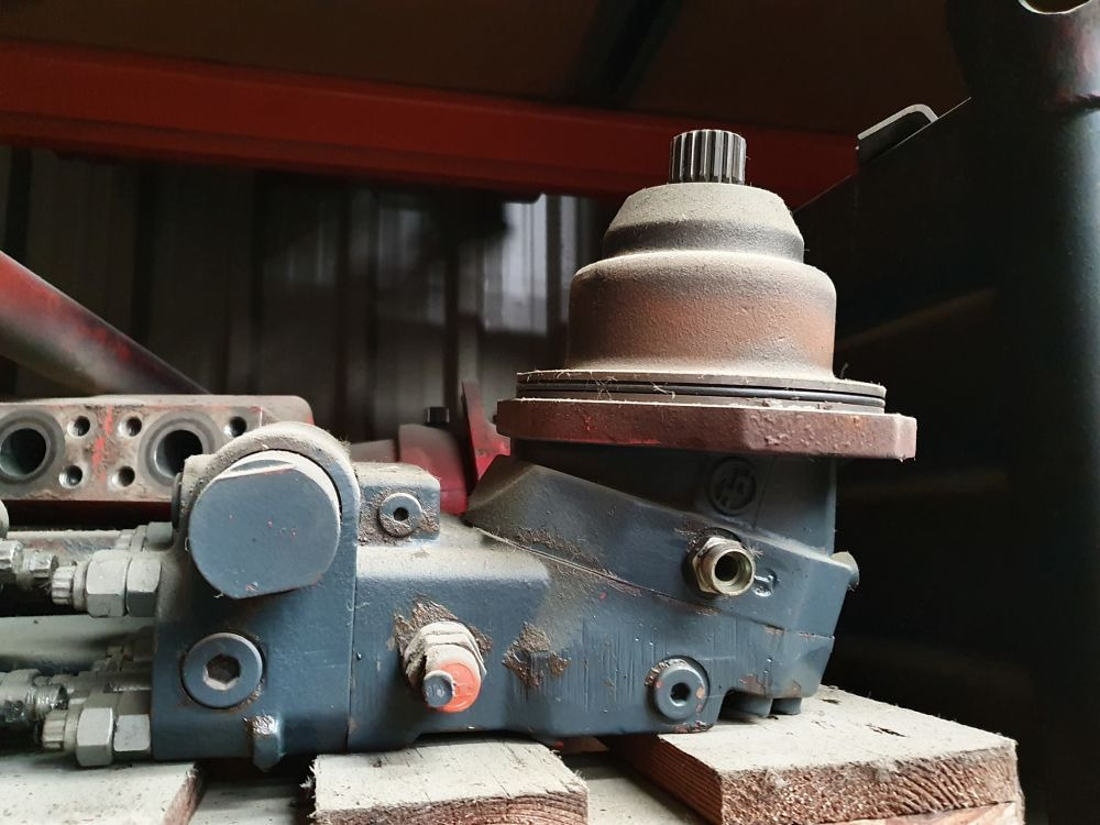 MOTOR DE TRASLACION PARA O&K RH16 - Hidravlični motor za Bager: slika 2 MOTOR DE TRASLACION PARA O&K RH16 - Hidravlični motor za Bager: slika 2
