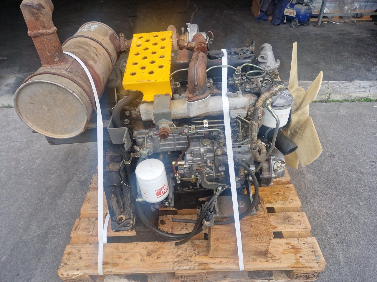 MOTOR ISUZU 4BD1PTA-14 - Motor za Gradbeni stroj: slika 1 MOTOR ISUZU 4BD1PTA-14 - Motor za Gradbeni stroj: slika 1
