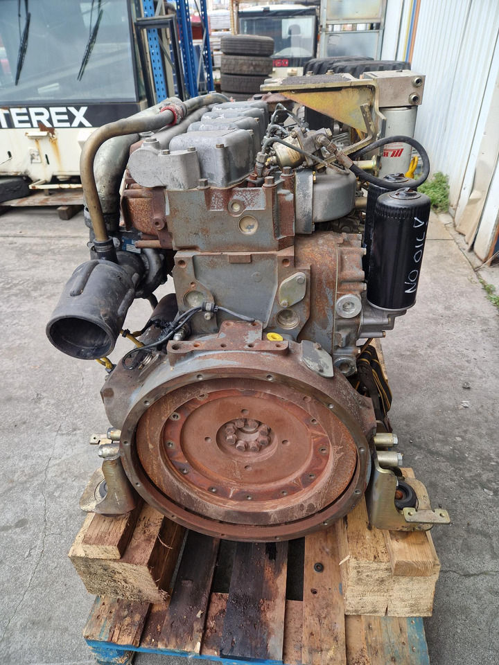 MOTOR LIEBHERR D924 TIE A2 - Motor za Gradbeni stroj: slika 3 MOTOR LIEBHERR D924 TIE A2 - Motor za Gradbeni stroj: slika 3