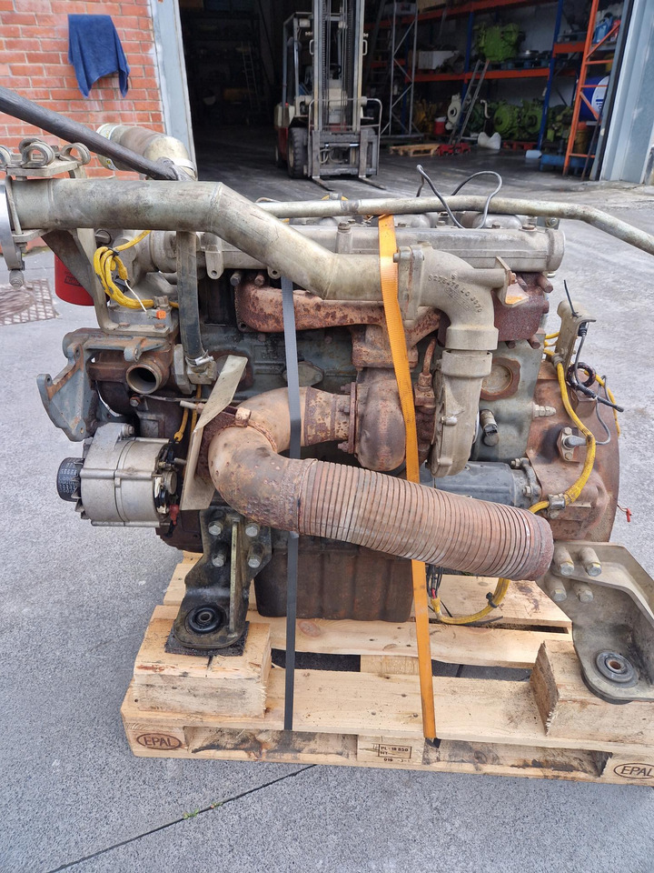 MOTOR LIEBHERR D924TIE 145 KW - Motor za Gradbeni stroj: slika 3 MOTOR LIEBHERR D924TIE 145 KW - Motor za Gradbeni stroj: slika 3