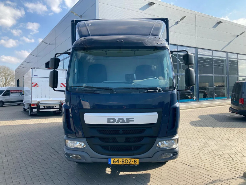 DAF LF 210 Day Cab, Plywood Box, Zijdeur, Laadklep - Tovornjak zabojnik: slika 2 DAF LF 210 Day Cab, Plywood Box, Zijdeur, Laadklep - Tovornjak zabojnik: slika 2