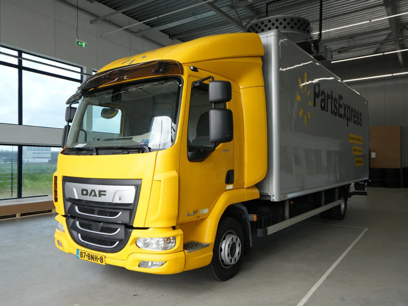 DAF LF 210 FA, 12t, Gesloten Bak, Laadklep 1,5t, Zijdeur, New Apk - Tovornjak zabojnik: slika 1 DAF LF 210 FA, 12t, Gesloten Bak, Laadklep 1,5t, Zijdeur, New Apk - Tovornjak zabojnik: slika 1