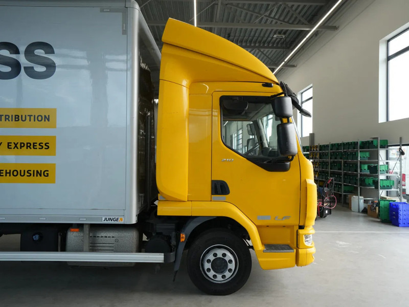 DAF LF 210 FA, 12t, Gesloten Bak, Laadklep 1,5t, Zijdeur, New Apk - Tovornjak zabojnik: slika 4 DAF LF 210 FA, 12t, Gesloten Bak, Laadklep 1,5t, Zijdeur, New Apk - Tovornjak zabojnik: slika 4