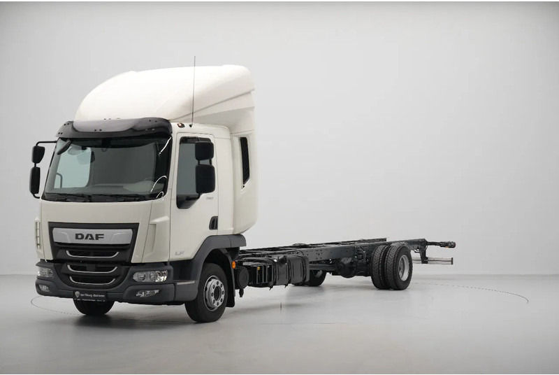 DAF LF 260 FA 12T CHASSIS SLEEPING CAB 610WB NEW - Tovornjak-šasija: slika 1 DAF LF 260 FA 12T CHASSIS SLEEPING CAB 610WB NEW - Tovornjak-šasija: slika 1