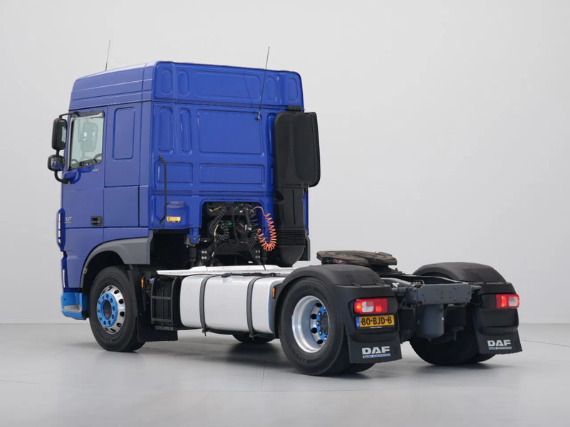 DAF XF 440 FT Space Cab, PTO - Vlačilec: slika 4 DAF XF 440 FT Space Cab, PTO - Vlačilec: slika 4