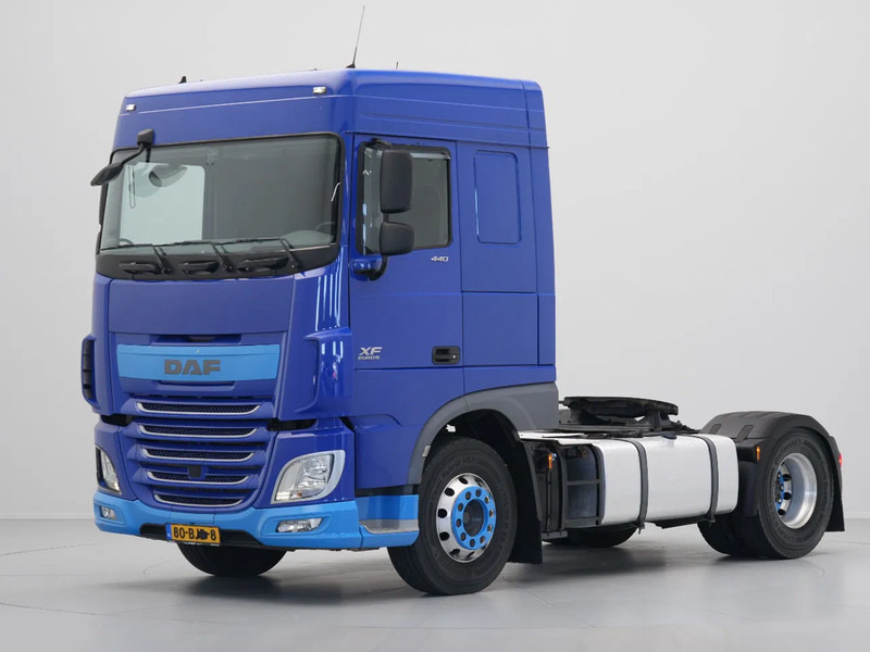 DAF XF 440 FT Space Cab, PTO - Vlačilec: slika 2 DAF XF 440 FT Space Cab, PTO - Vlačilec: slika 2