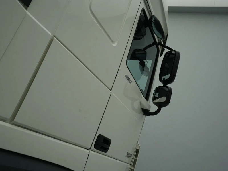 Vlačilec DAF XF 480 FT Super Space Cab, 2x Tanks, PTO Prep: slika 10
