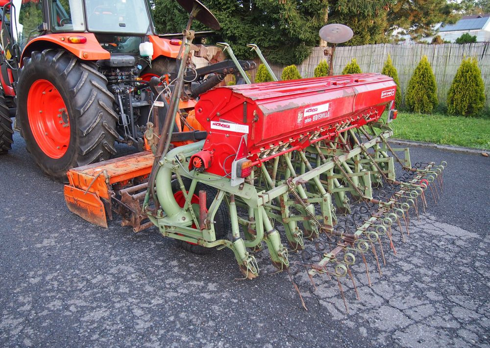 Agregat uprawowo-siewny Maschio 300 1998 Agregat uprawowo-siewny Maschio Nodet - Sejalni kombajn: slika 2 Agregat uprawowo-siewny Maschio 300 1998 Agregat uprawowo-siewny Maschio Nodet - Sejalni kombajn: slika 2